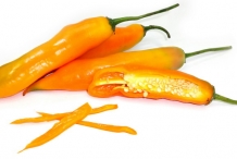 Aji-amarillo-half-cut