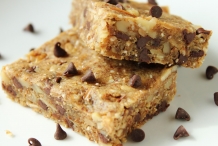 Almond-flour-granola-bars