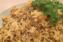 Rice-flavored-with-Black-cardamom