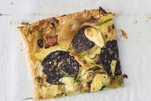 Apple,-potato-and-black-pudding-tart