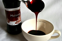 Blackstrap-molasses-2