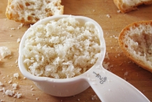 Homemade-Bread-crumbs
