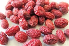 Dried-Cornus-mas