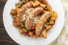 Fennel-sausage-with-potato,-pepper-&-onions