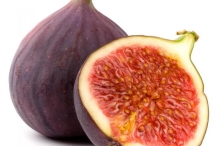 Fig-fruit-cut
