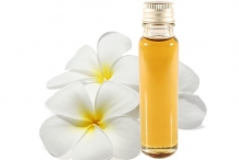 Frangipani-oil