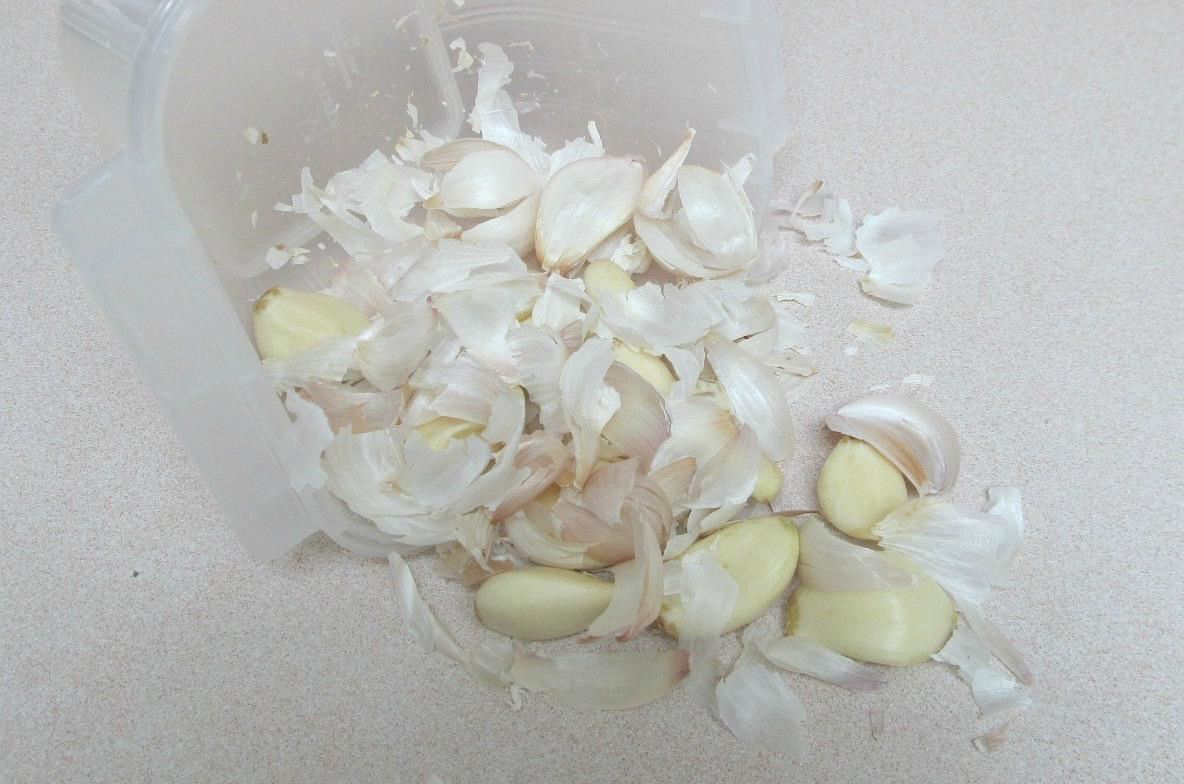 Garlic-peel