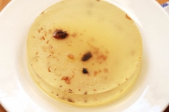 Clarify-oil-with-gelatin