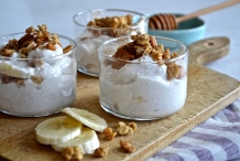 Banana-Bread-Greek-Yogurt-Parfait
