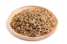 Dried-leaves-of-Hawthorn
