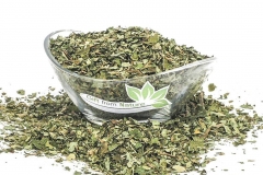 Dried-leaves-of-Hazelnuts