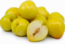 Half-cut-Lemon-plum