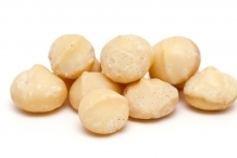 Macadamia-nut-flesh