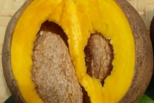 Half-cut-Mammee-apple