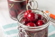Maraschino-cherries-3