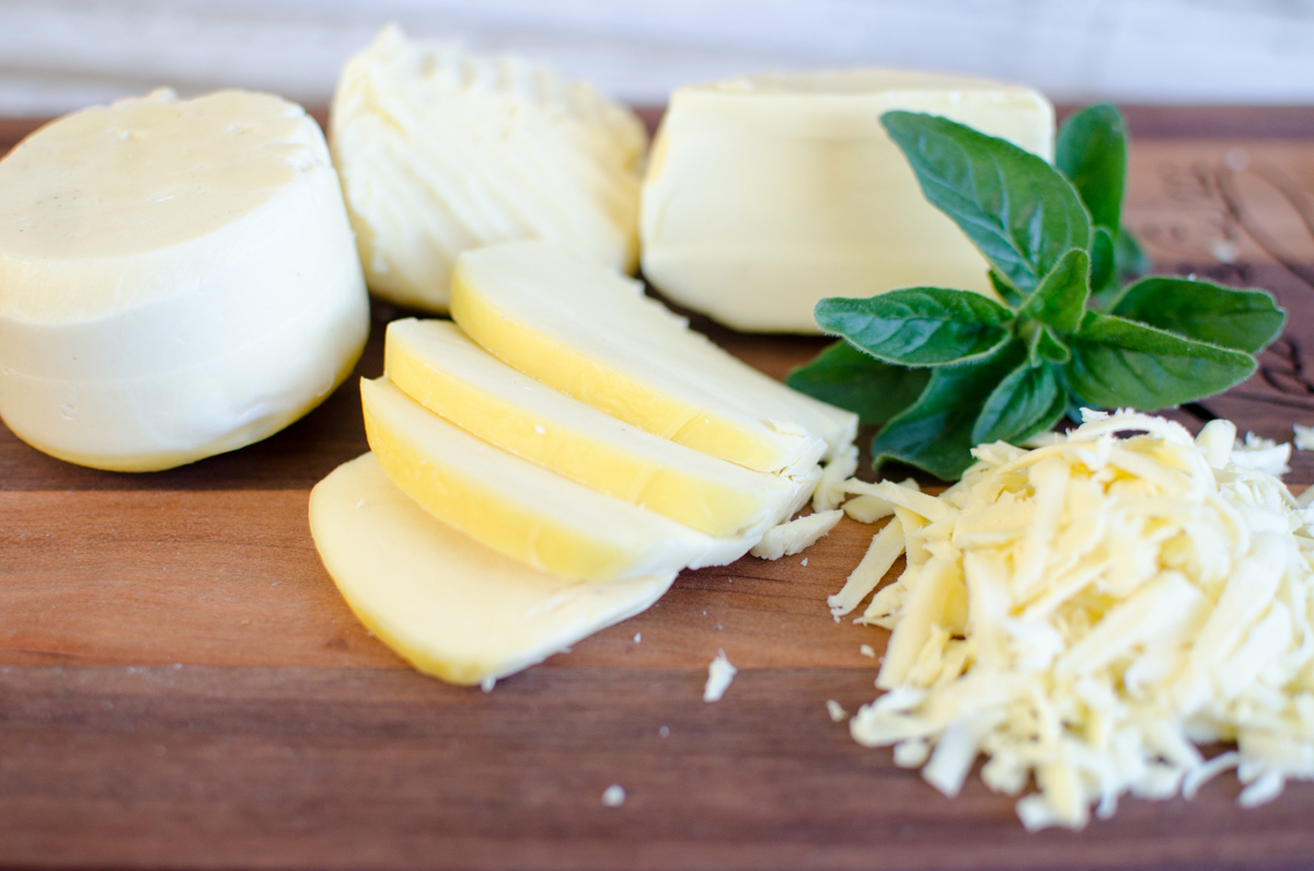 Mozzarella cheese Facts, Benefits & Nutritional Value