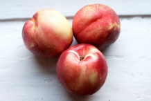 Nectarine-fruit