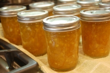 Orange-marmalade-cans