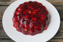 Partridgeberry-Jelly-Salad