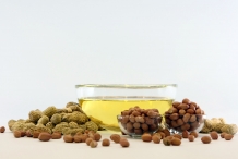 Peanut-oil-peanut