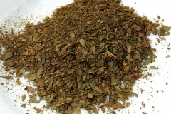 Dried-crushed-leaves-of-Pepperberry