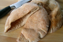 Half-cut-Pita-bread