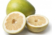 Half-cut-Pomelo-fruit