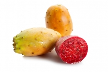 Prickly-pear-half-cut