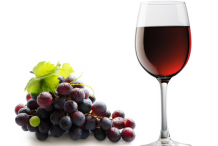 Red-Grapes-Wine