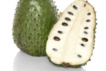 Soursop-fruit-cut