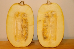 Half-cut-Spaghetti-squash