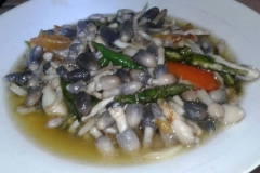 Sauteed-straw-mushrooms