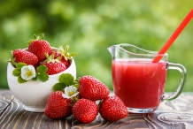 Strawberries juice