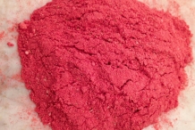 Strawberries powder