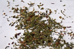 Dried-leaves-of-Summer-savory