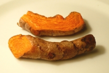 Half-cut-Turmeric-root