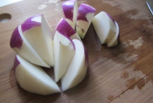 Turnip-bulb-cut