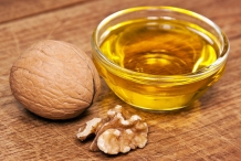 Walnut-oil