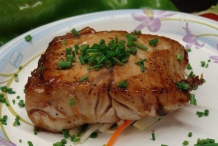 Jelly-Glazed-Yellowtail-fish