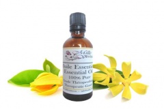 Ylang-Ylang-essential-oil