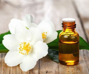 Health Benefits of Jasmine Essential Oil