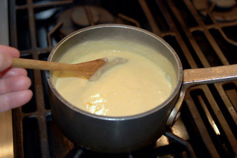 Mornay sauce Definition of Mornay sauce