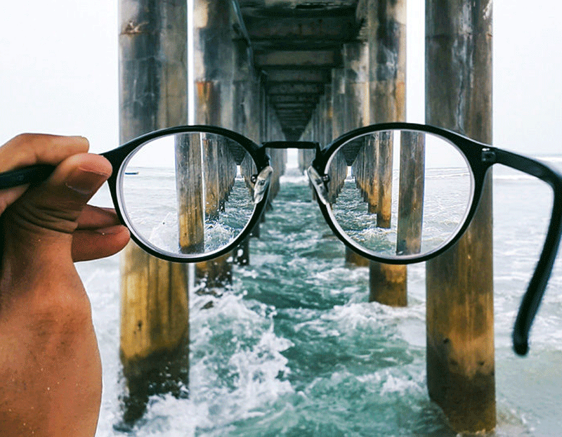 Trifocal glasses Definition of Trifocal glasses