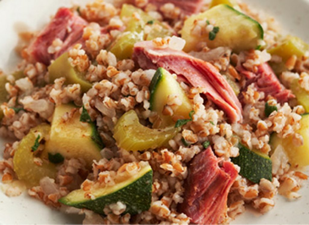 Low-Carb Slow Cooker 218 healthy recipes for your favorite comfort foods