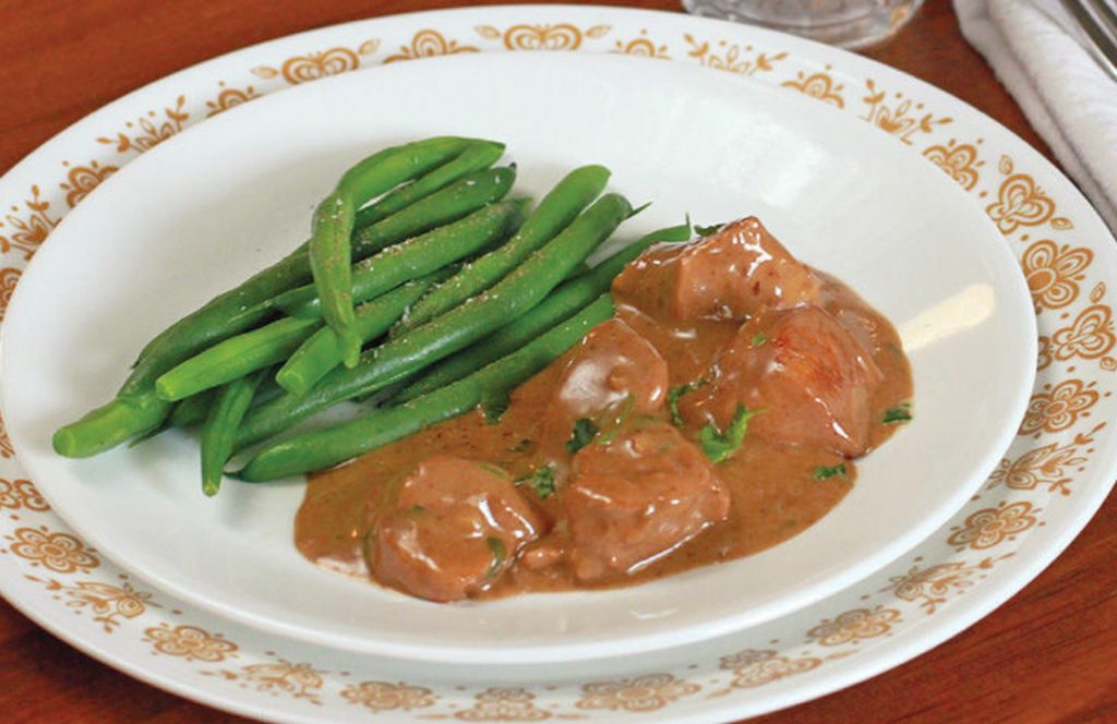 The Modified Keto Cookbook: Quick, Convenient, Great-Tasting Recipes for Following a Low-Ratio Ketogenic Diet