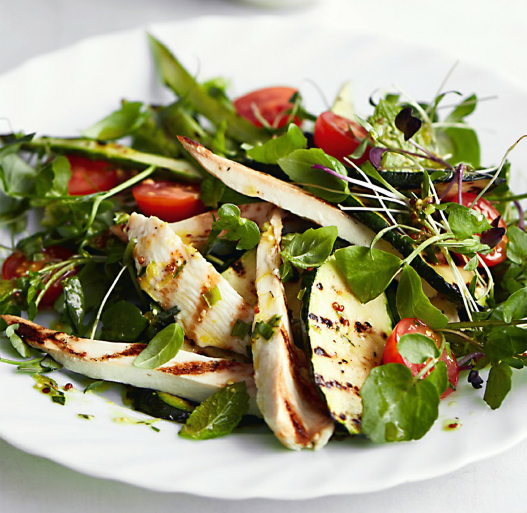 How to Make Grilled Chicken, Asparagus and Courgette Salad Healthy Recipe