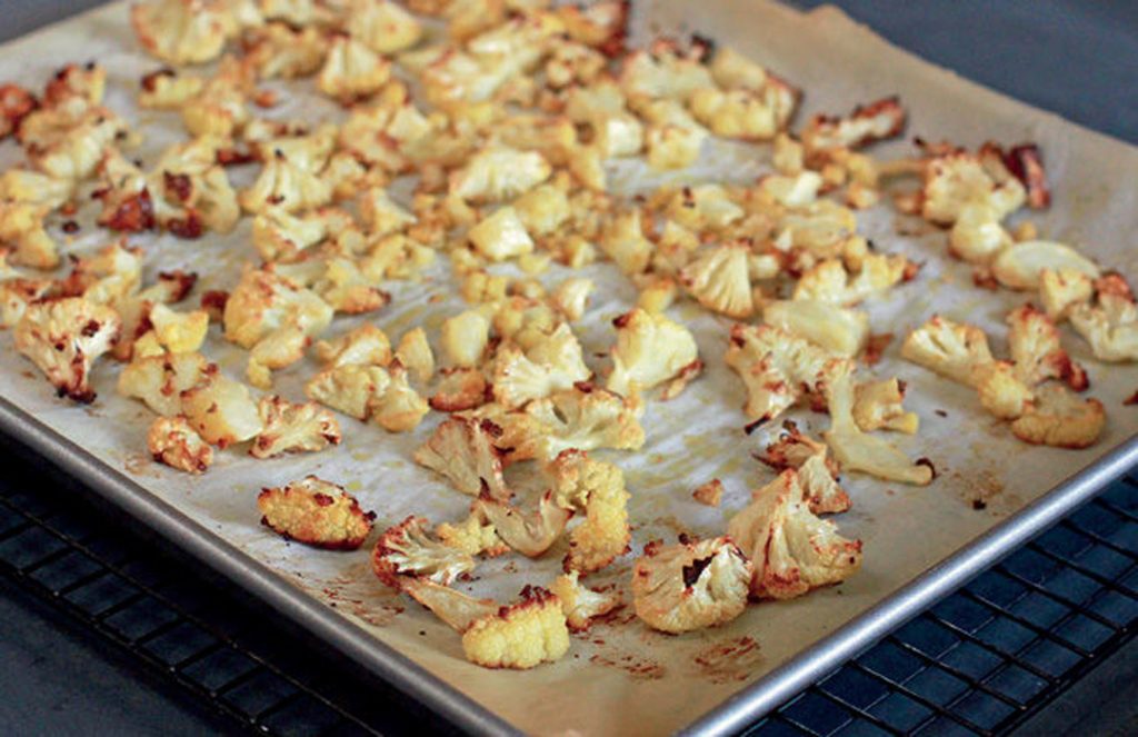 The Modified Keto Cookbook: Quick, Convenient, Great-Tasting Recipes for Following a Low-Ratio Ketogenic Diet