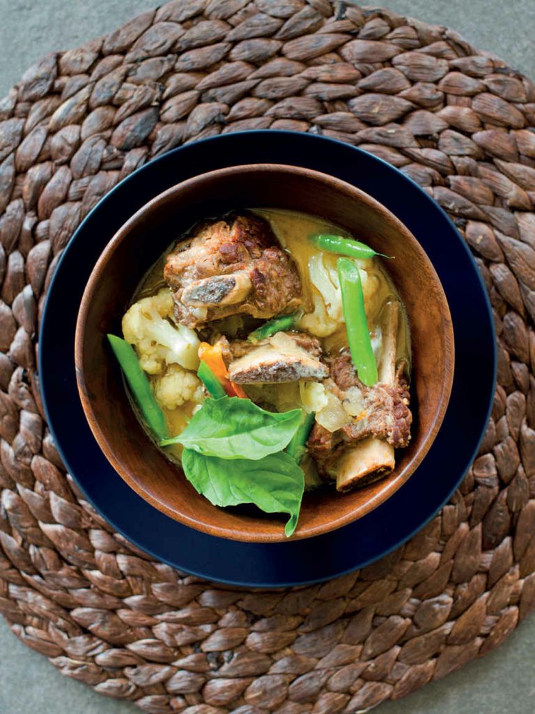 The Deliciously Keto Cookbook